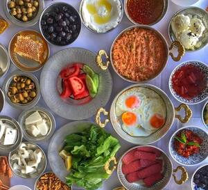 Seraf Restaurant Mahmutbey Istanbul